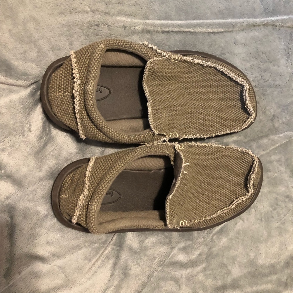 SOLDWomen’s Sanuk Shoes - Size: 8 - Like New